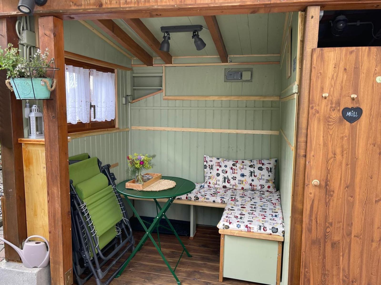 Kiwi Ferienwohnung 블루덴츠 외부 사진